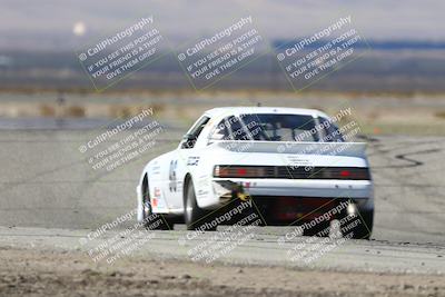 media/Oct-26-2025-CalClub SCCA (Sun) [[8ce1e69566]]/Group 2/Grapevine/